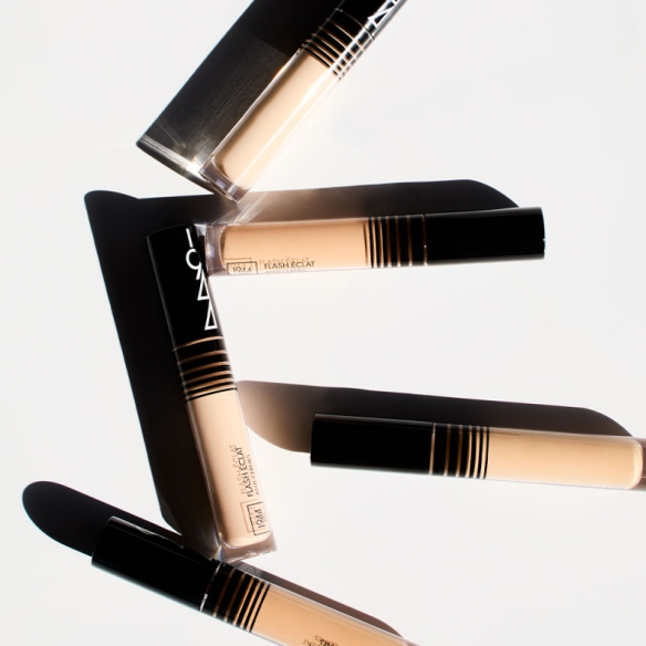 CORRECTOR ILUMINADOR - LE FLASH ÉCLAT